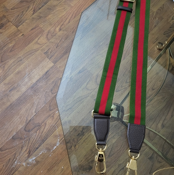 Authentic Gucci gold toned hardware shoulder bag strap - Picture 3 of 6